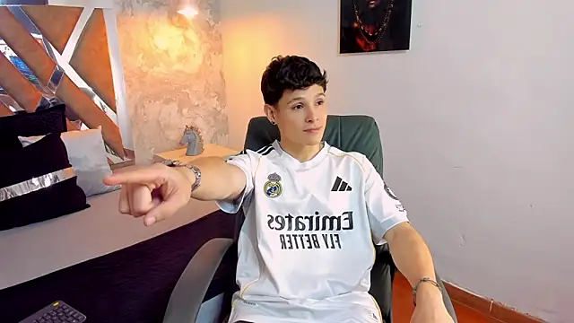 kraven lust online show from November 5, 2025, 3:06 am