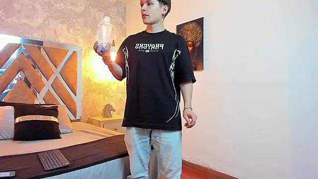 kraven lust online show from April 9, 2026, 3:06 am