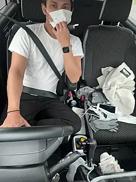 NICE-SEXY online show from April 15, 2026, 6:09 am