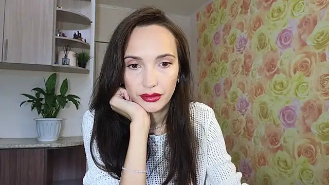 Lillian-Clark online show from September 25, 2025, 3:43 am