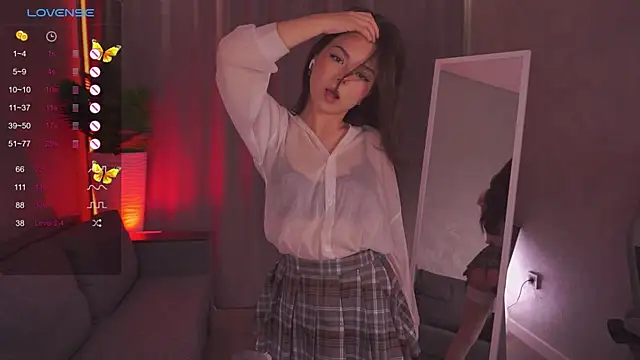 Jupiter Boobs online show from November 1, 2025, 1:24 pm