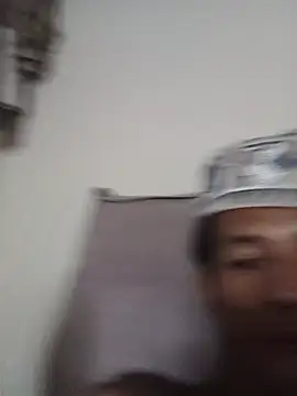 Snapshot of ainularbasoni chatting on May 10, 2026, 4:01 pm ainularbasoni online show from May 10, 2026, 4:01 pm