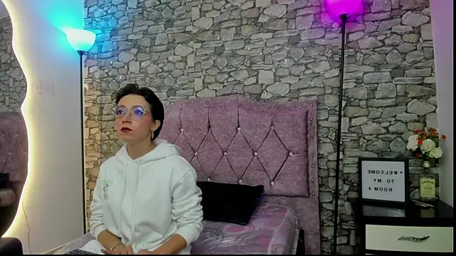Snapshot of angel_noir1 chatting on July 14, 2026, 8:47 pm angel noir1 online show from July 14, 2026, 8:47 pm
