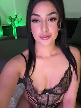 Snapshot of Mia_spicyy chatting on May 9, 2026, 10:20 am Mia spicyy online show from May 9, 2026, 10:20 am