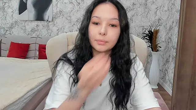 ElizabethParkk online show from September 16, 2025, 4:02 am