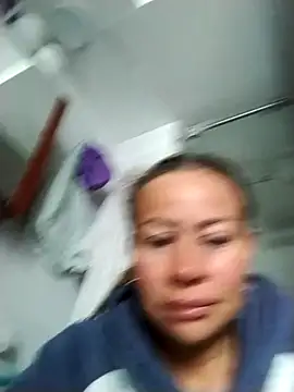 LaraCaliente online show from October 15, 2025, 11:43 am