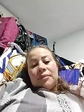 LaraCaliente online show from July 10, 2026, 12:48 am