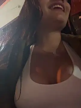 Alanasole online show from November 1, 2025, 2:46 am