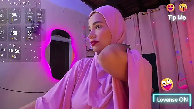 ShanaJamil online show from October 1, 2025, 12:11 pm