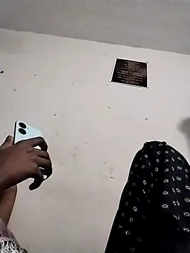 Rapunzal online show from October 23, 2025, 7:56 pm