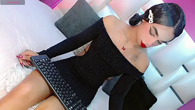 JessiscaWalker online show from November 8, 2025, 7:34 pm