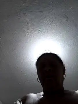 Rosabela04 online show from April 9, 2026, 2:22 am