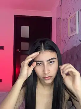 Isabella Montoya online show from October 22, 2025, 5:45 pm