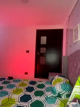 Isabella Montoya online show from October 24, 2025, 4:03 pm