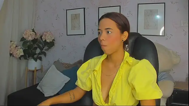 Anntonellaa online show from November 14, 2025, 12:26 pm