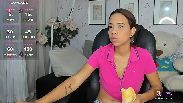 Anntonellaa online show from November 25, 2025, 12:16 pm