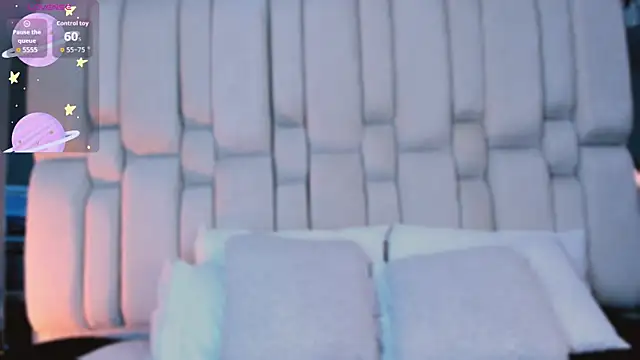  GigiDoll  online show from December 3, 2025, 11:52 am