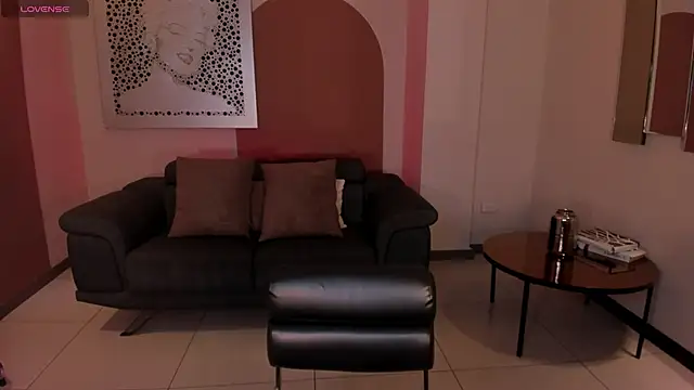 KatieAngelX online show from October 24, 2025, 11:28 am