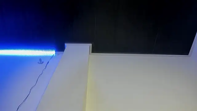 abbiecollins js online show from March 10, 2026, 4:06 am