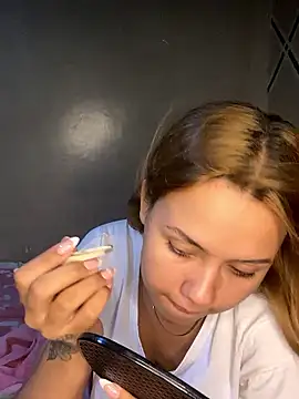 coupleyys online show from January 14, 2026, 5:40 pm