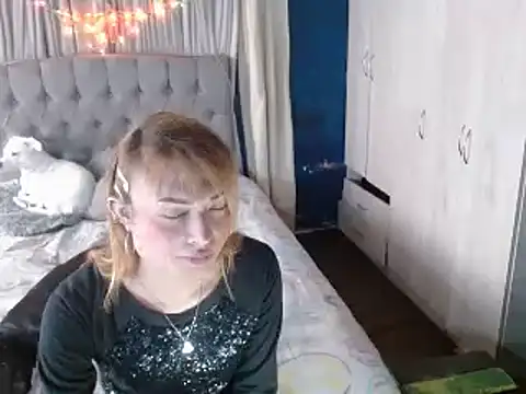 skarleth hot21 online show from September 15, 2025, 8:20 pm