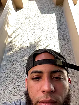 LeoPR00 online show from September 29, 2025, 7:19 pm