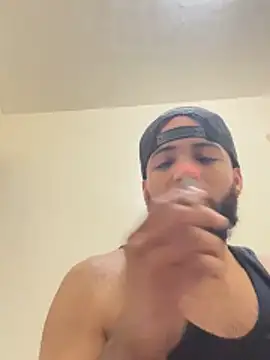 LeoPR00 online show from October 16, 2025, 2:18 pm