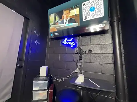 nymphoandthebeast69 online show from February 21, 2026, 5:25 pm