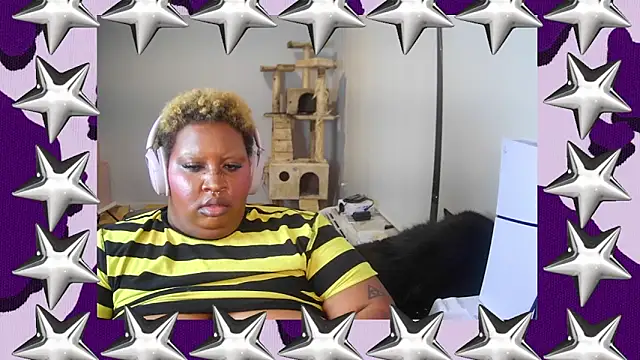 MoniqueStarr online show from October 7, 2025, 3:36 am