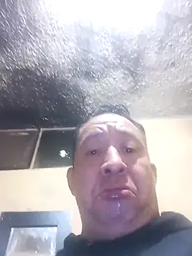 nachomieres online show from November 27, 2025, 6:37 am