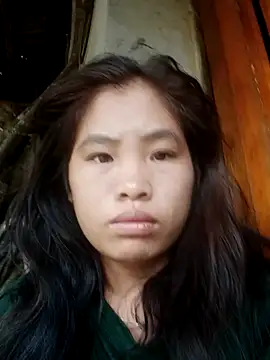 Snapshot of Luyen004 chatting on September 23, 2025, 12:13 am Luyen004 online show from September 23, 2025, 12:13 am