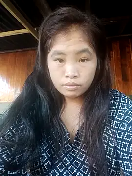 Snapshot of Luyen004 chatting on October 5, 2025, 1:09 pm Luyen004 online show from October 5, 2025, 1:09 pm