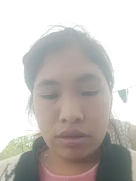 Snapshot of Luyen004 chatting on November 19, 2025, 4:45 am Luyen004 online show from November 19, 2025, 4:45 am