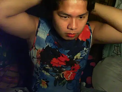 Snapshot of Huntrix2025 chatting on October 18, 2025, 7:47 pm Huntrix2025 online show from October 18, 2025, 7:47 pm