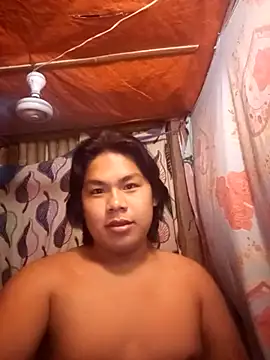 Snapshot of Huntrix2025 chatting on November 22, 2025, 3:33 pm Huntrix2025 online show from November 22, 2025, 3:33 pm