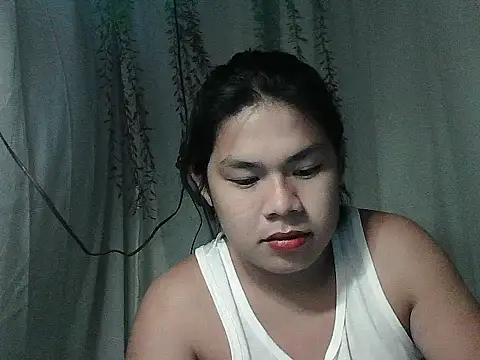 Snapshot of Huntrix2025 chatting on November 28, 2025, 1:14 pm Huntrix2025 online show from November 28, 2025, 1:14 pm