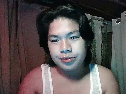 Snapshot of Huntrix2025 chatting on December 3, 2025, 8:18 pm Huntrix2025 online show from December 3, 2025, 8:18 pm