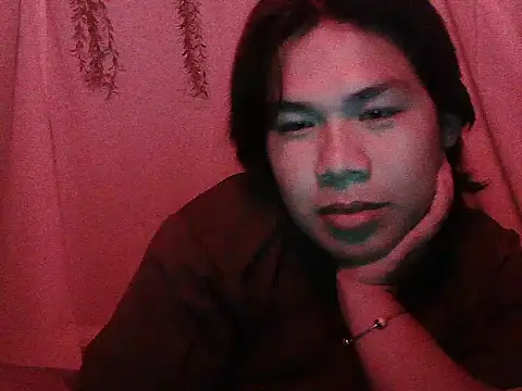 Snapshot of Huntrix2025 chatting on December 5, 2025, 12:47 pm Huntrix2025 online show from December 5, 2025, 12:47 pm