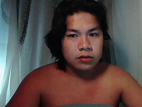 Huntrix2025 online show from December 21, 2025, 5:53 pm