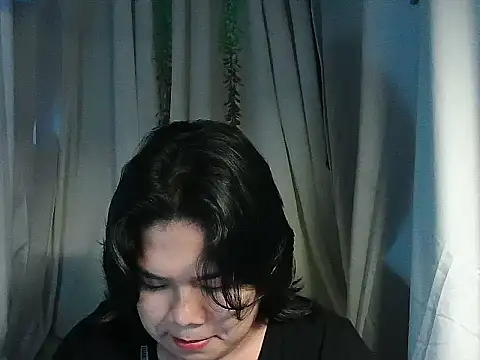 Huntrix2025 online show from February 20, 2026, 7:58 pm