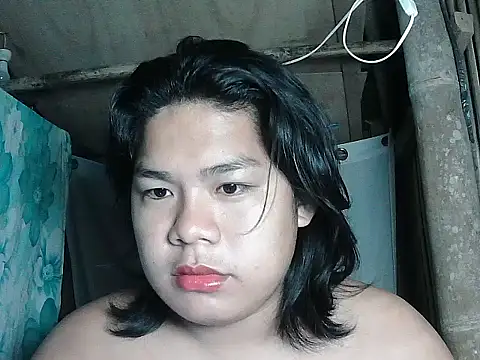 Huntrix2025 online show from April 19, 2026, 8:00 pm