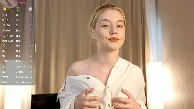 Flirty lee online show from October 2, 2025, 2:13 pm