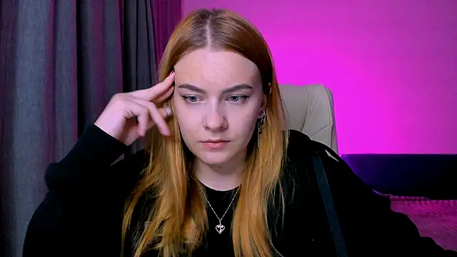 red  dizzy online show from September 14, 2025, 7:02 pm