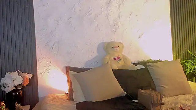 joselin rouse online show from October 18, 2025, 12:06 pm