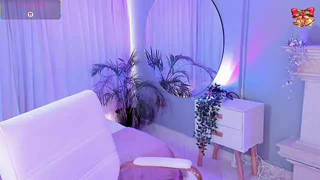 Keiiry  online show from November 10, 2025, 7:35 pm