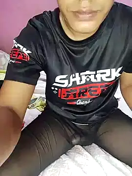 Snapshot of Zarul98 chatting on December 15, 2025, 11:31 pm Zarul98 online show from December 15, 2025, 11:31 pm