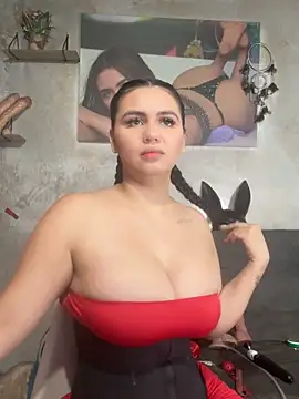 Snapshot of innocenttemplegirl chatting on October 11, 2025, 12:54 am innocenttemplegirl online show from October 11, 2025, 12:54 am