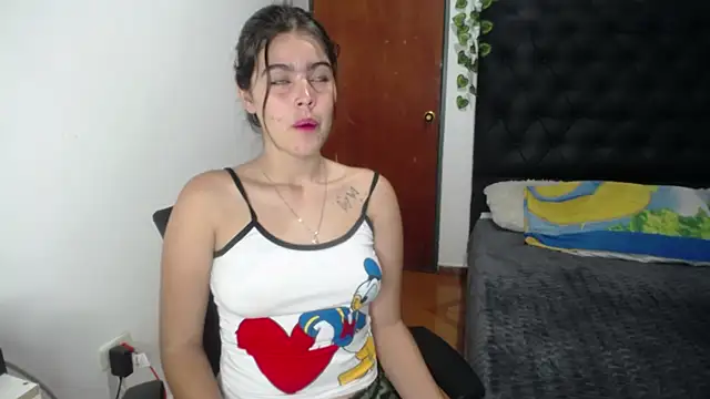 isabel 09 online show from October 21, 2025, 3:07 am