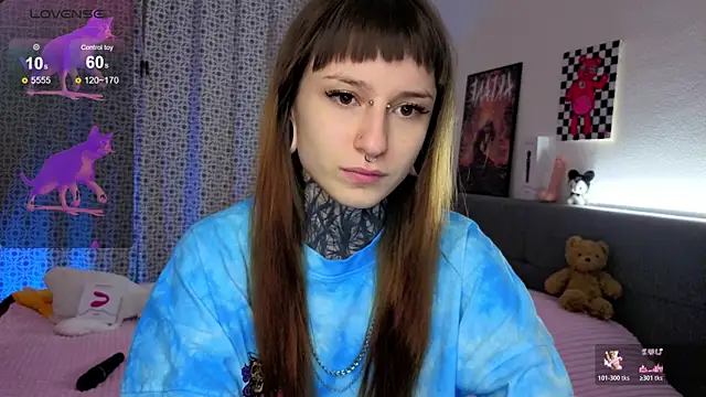 LilithPoison online show from December 5, 2025, 6:04 pm