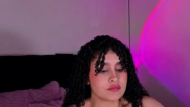 Snapshot of missvaneblake chatting on July 1, 2026, 12:51 pm missvaneblake online show from July 1, 2026, 12:51 pm